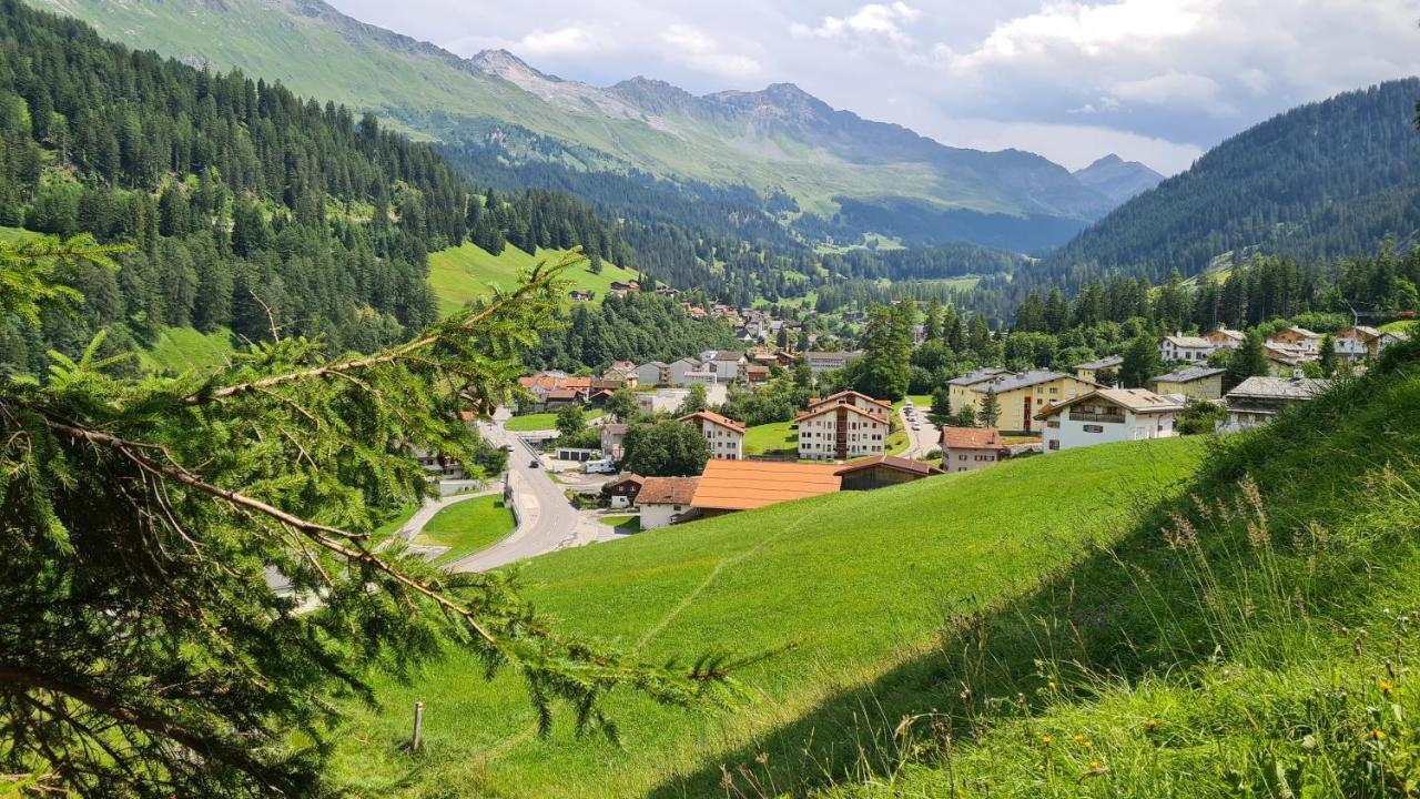 Haus Siegfried Appartement Churwalden Buitenkant foto